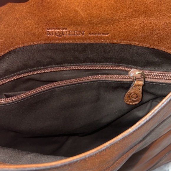 Alexander McQueen clutch🥃 - Picture 5 of 6